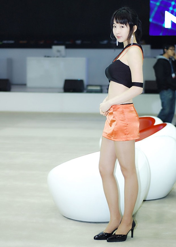 甜美模特李佳娜韩国釜山车展照片