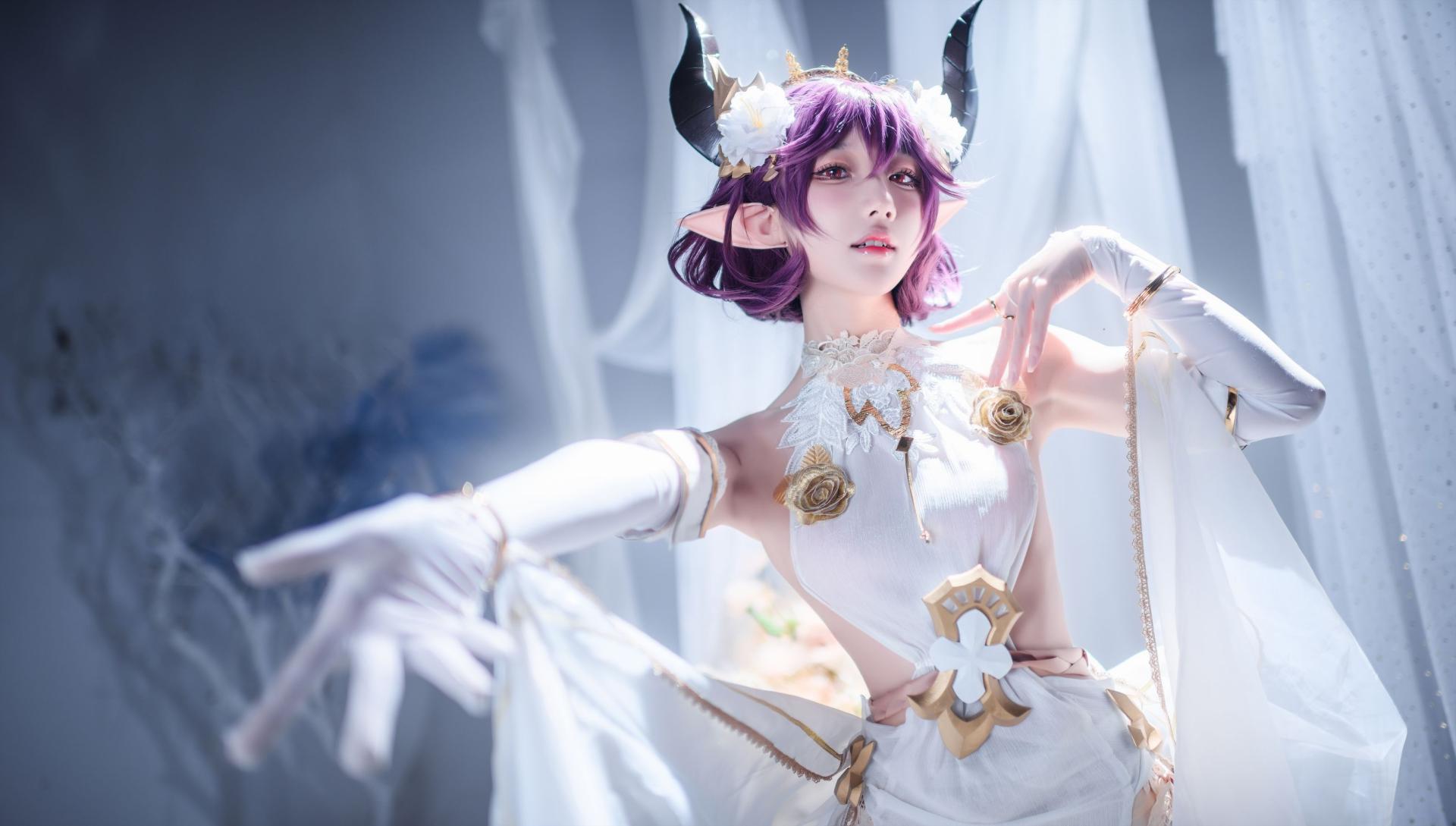 [COSPLAY]阿包也是兔娘 – 碧蓝幻想古蕾娅 龙娘