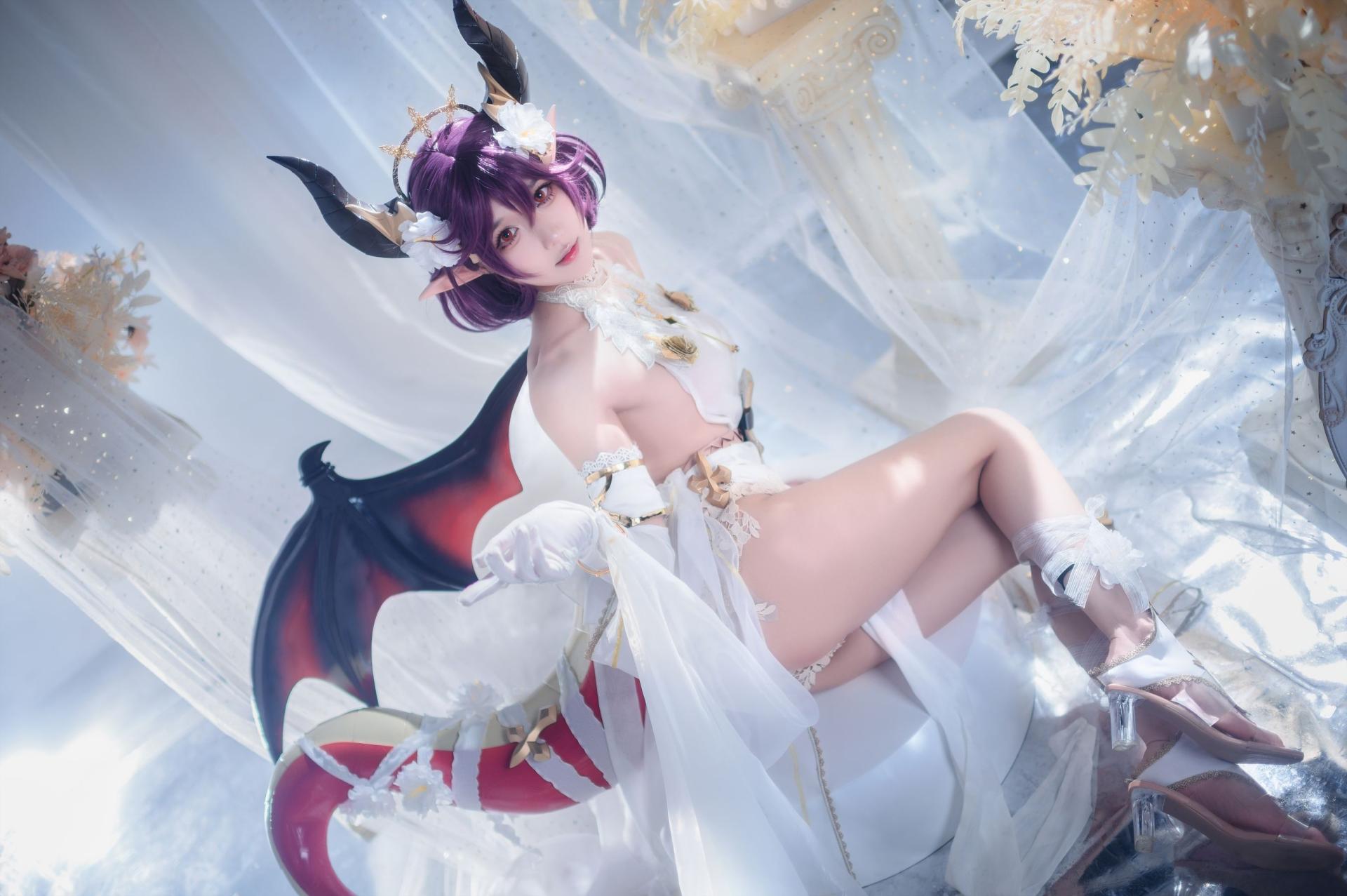 [COSPLAY]阿包也是兔娘 – 碧蓝幻想古蕾娅 龙娘