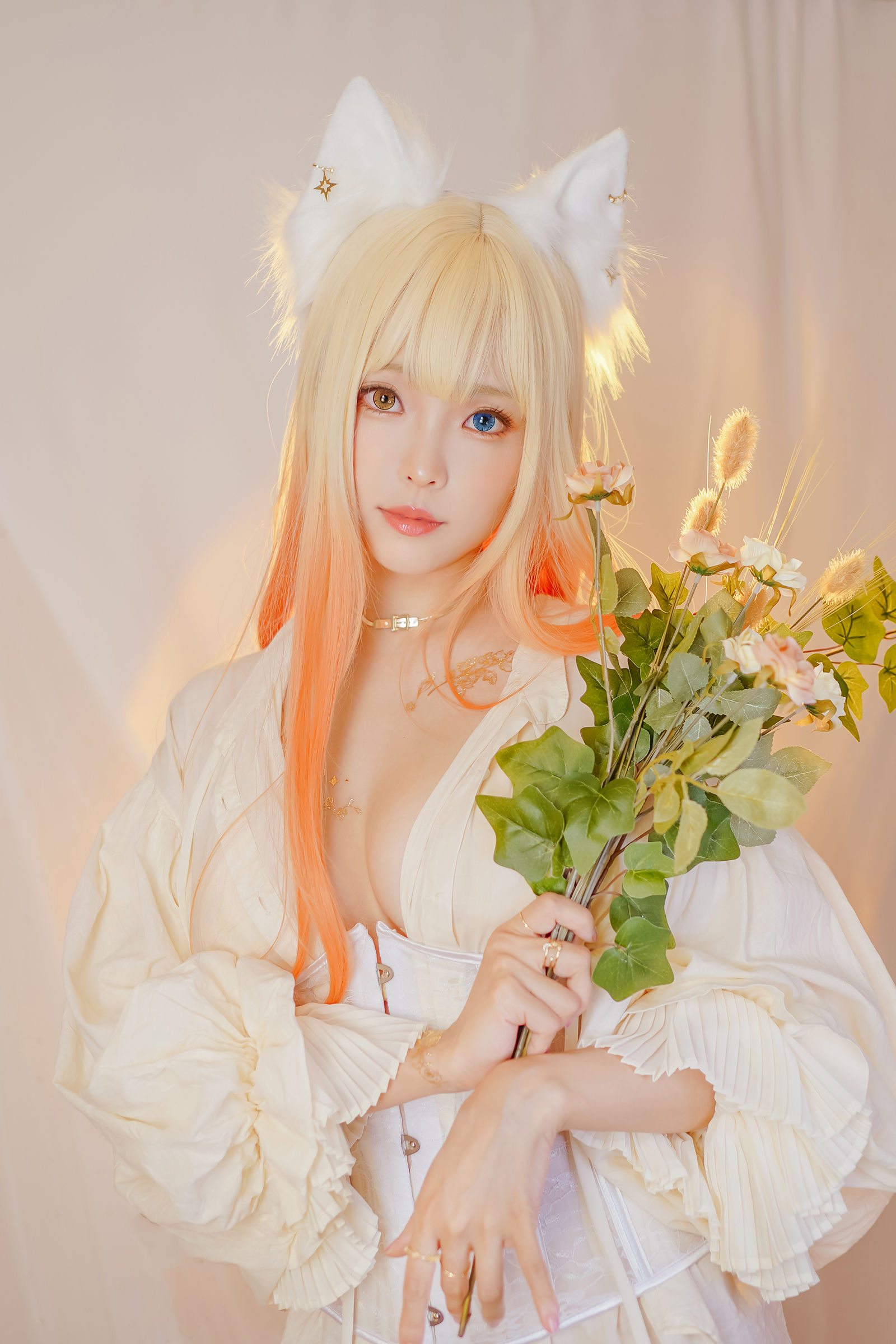 [COSPLAY] Ely_eee(ElyEE子) – Cat魔女與貓