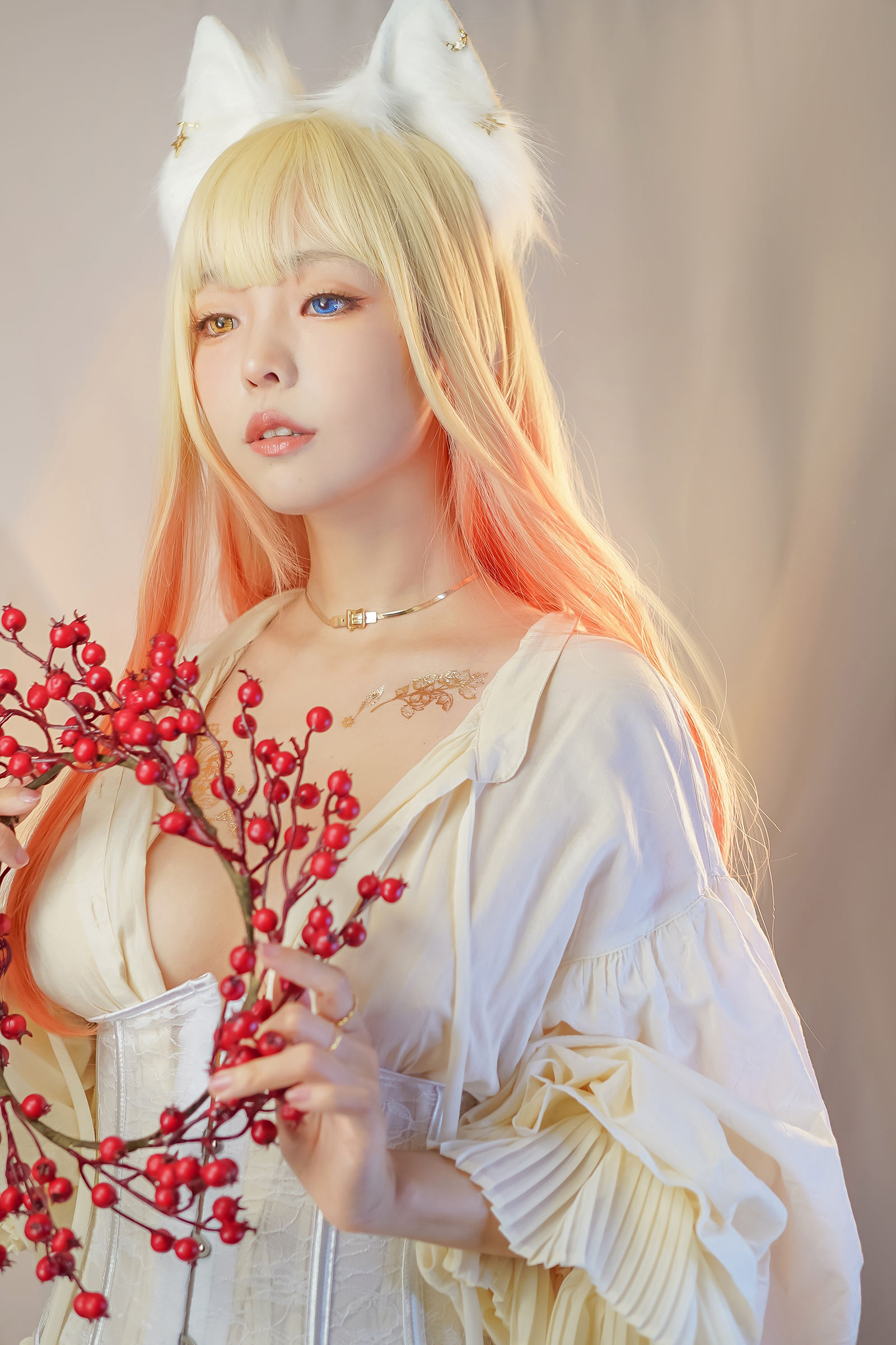 [COSPLAY] Ely_eee(ElyEE子) – Cat魔女與貓