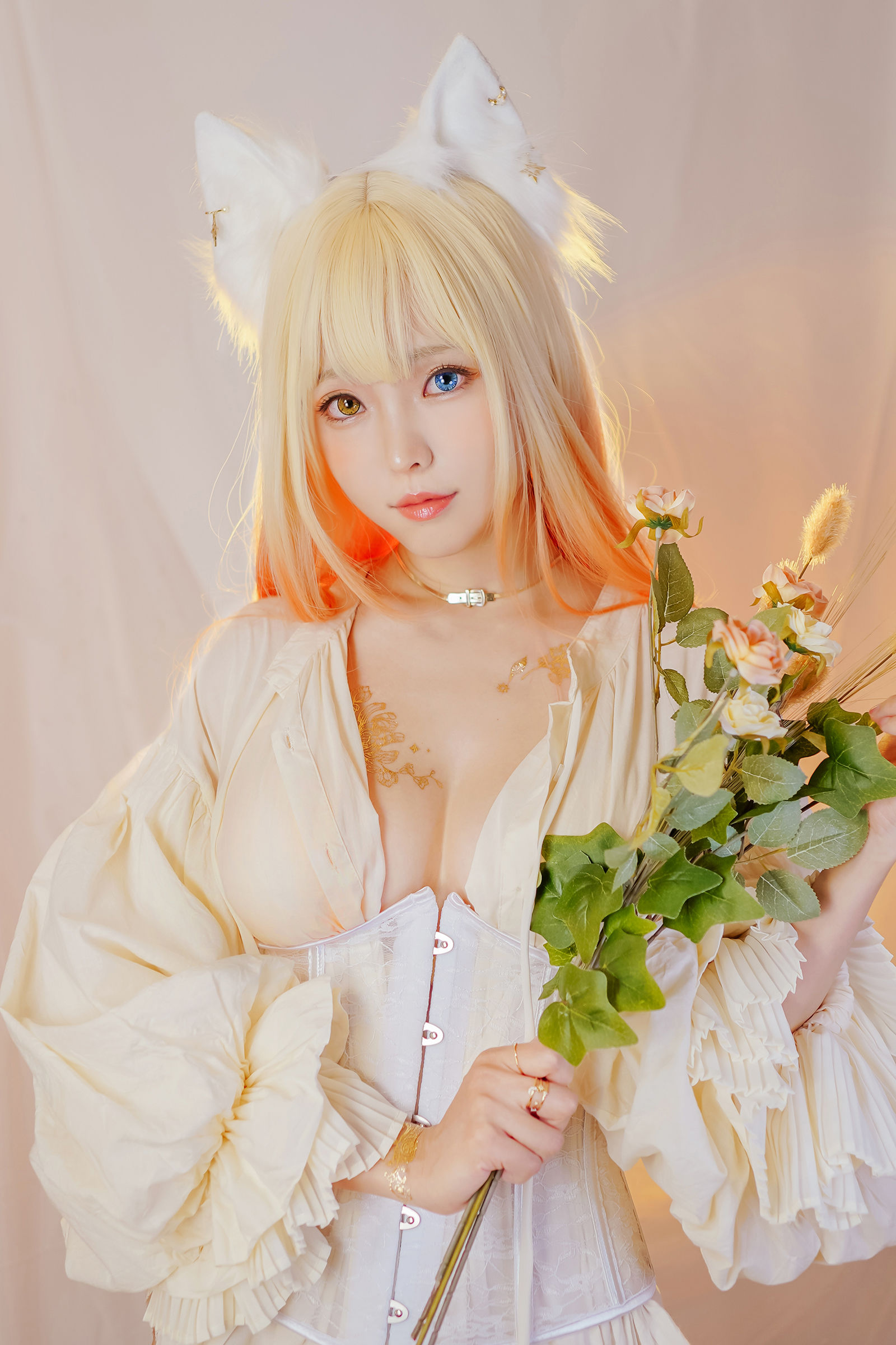 [COSPLAY] Ely_eee(ElyEE子) – Cat魔女與貓