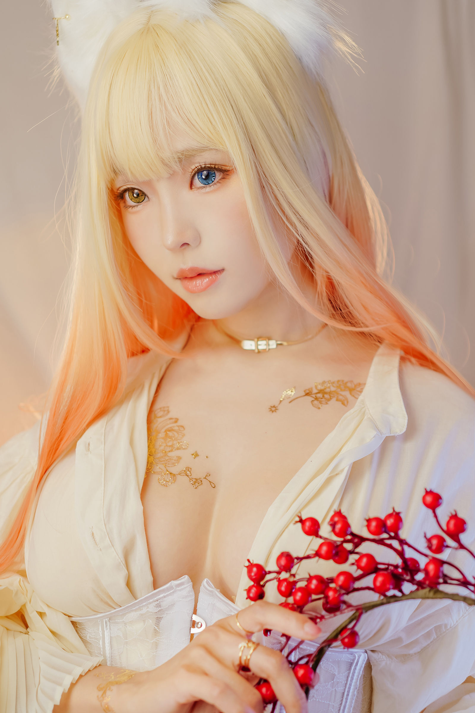 [COSPLAY] Ely_eee(ElyEE子) – Cat魔女與貓