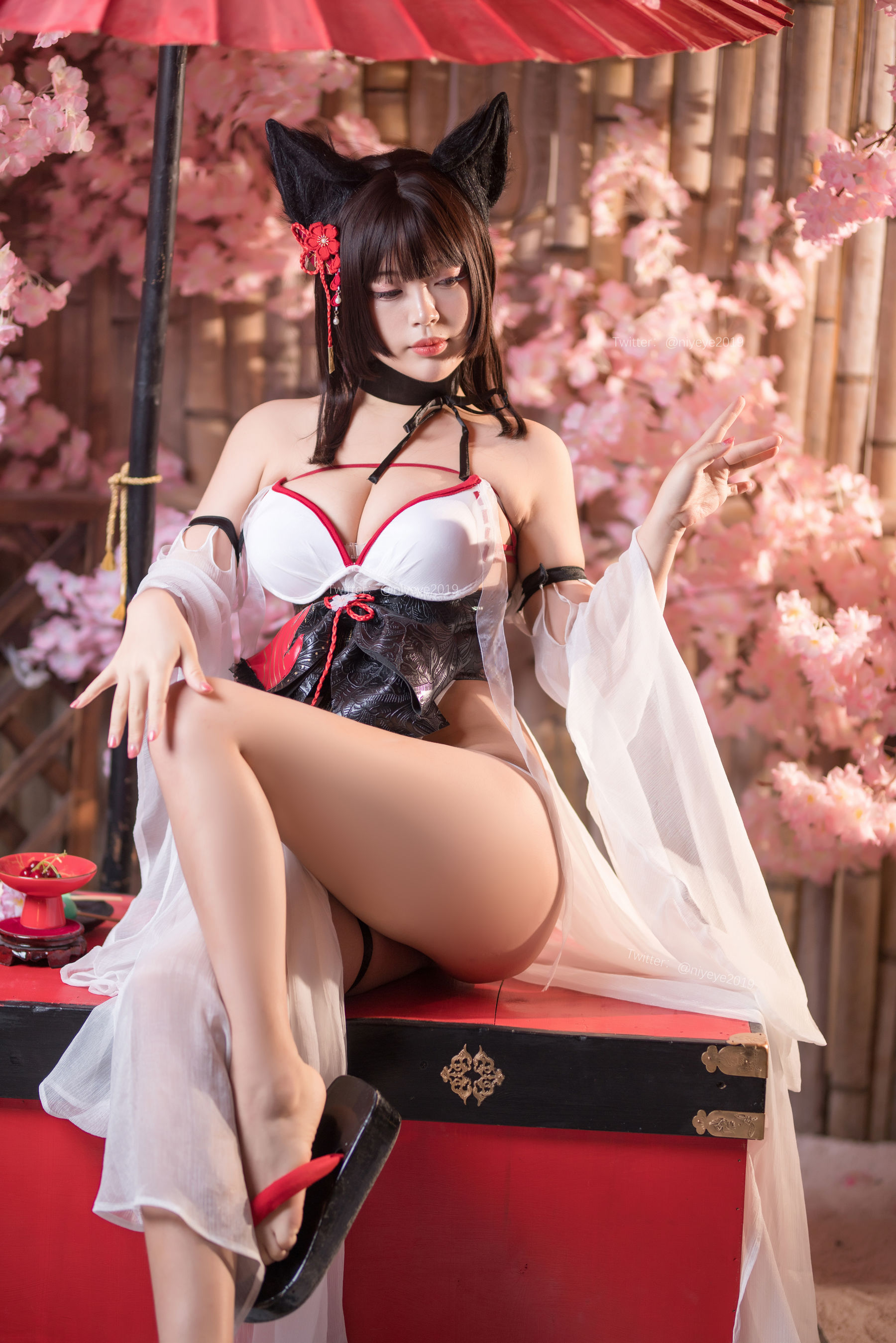 [COSPLAY]萌系小姐姐-白烨 – 湿身天诚泳装