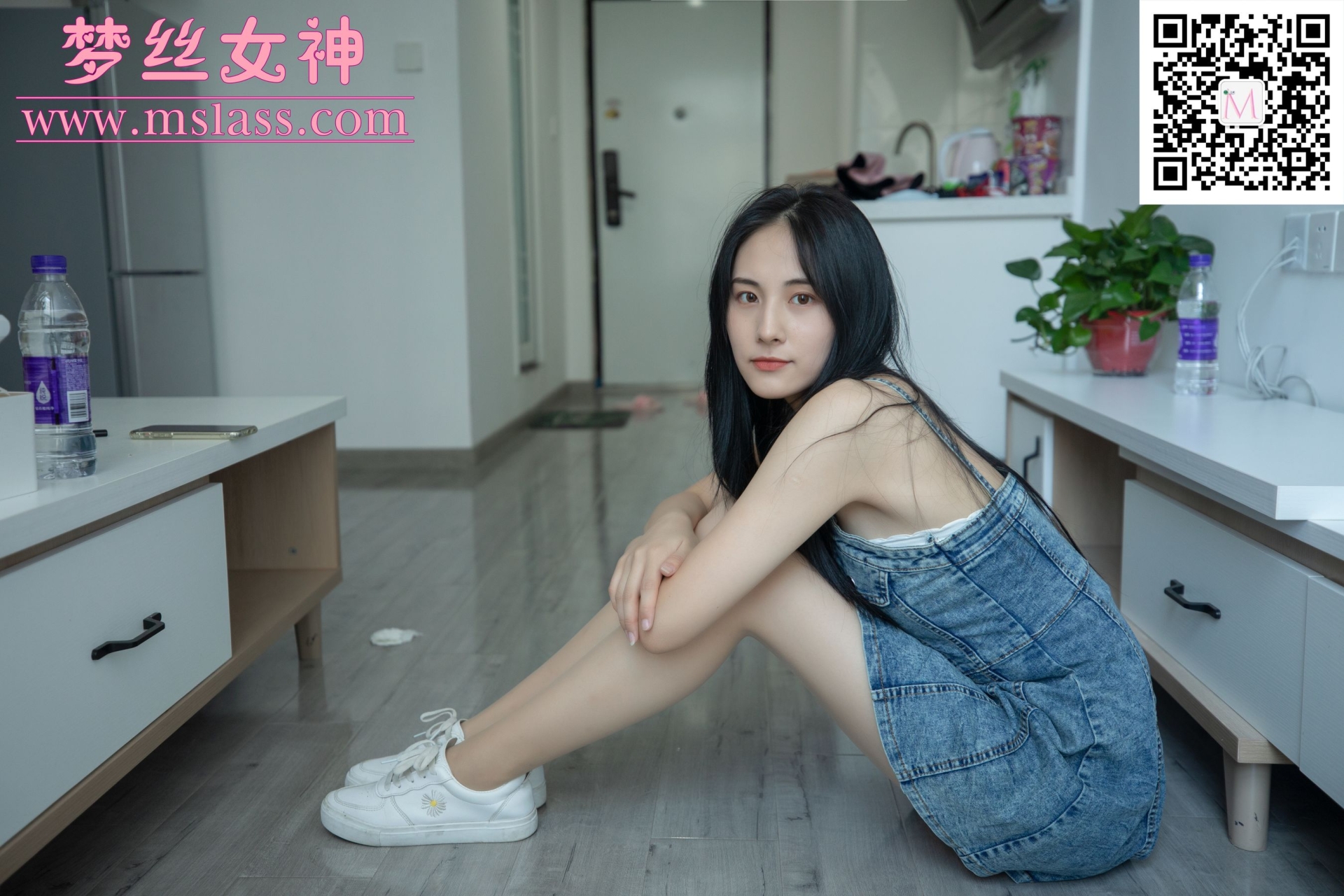 [MSLASS梦丝女神] 小允儿 牛仔连衣裙