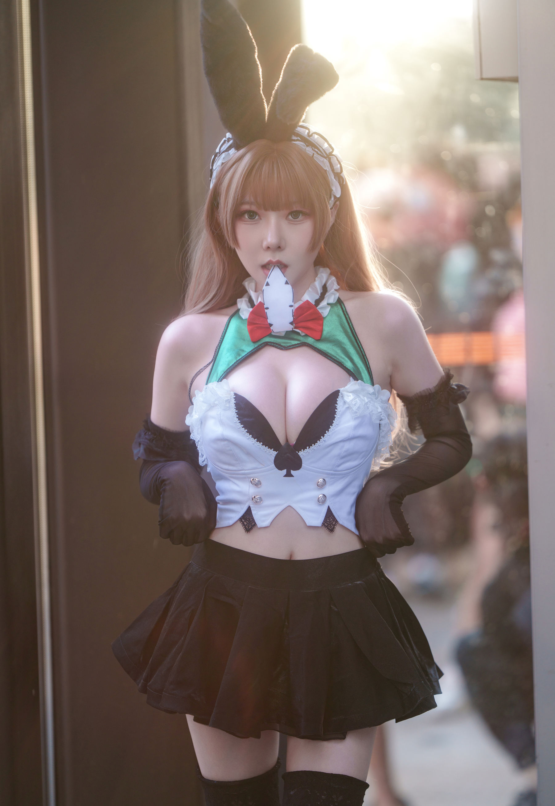 [COSPLAY]香草喵露露 – 碧蓝航线 莫妮卡